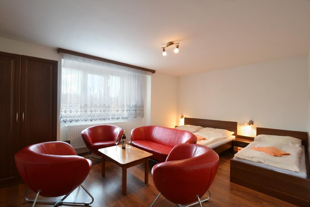 Hotel Flora Bešeňová Habitación foto